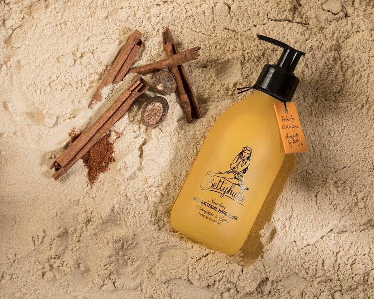 Anti-bacterial Hand Wash - Champagne & Spice - 250 ml Hand Creams Foxyavenue UK