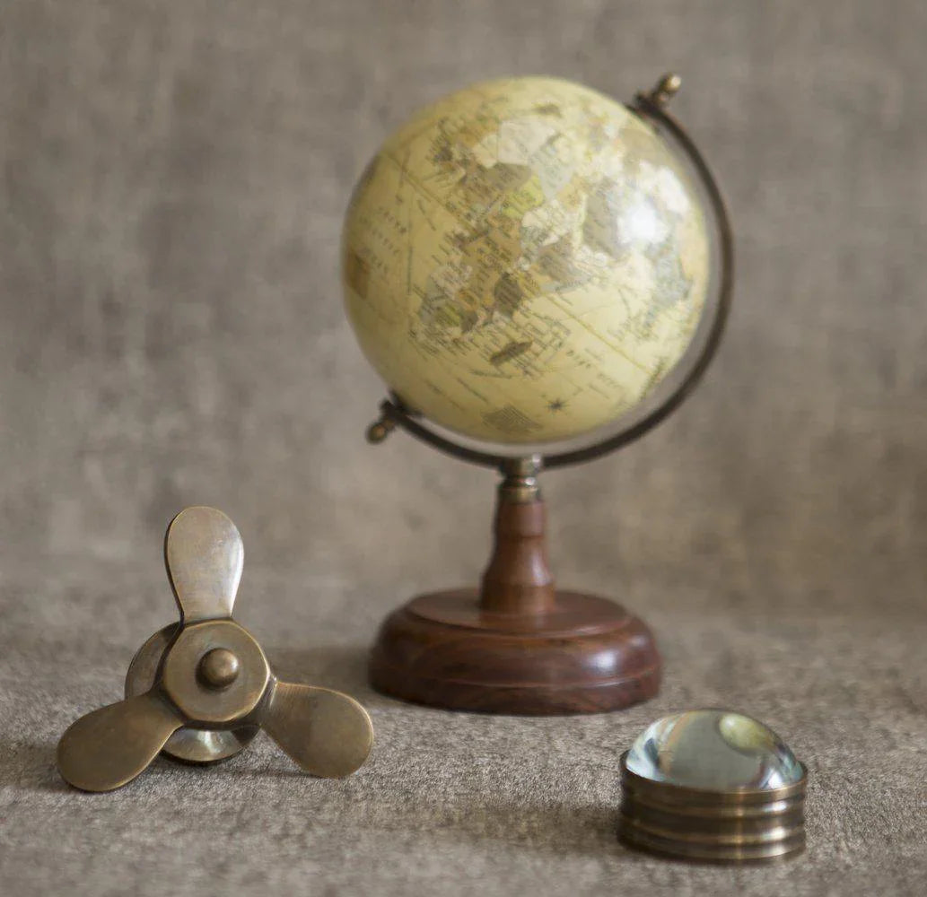Small Desk Magnifying Glass Glasses Foxyavenue UK