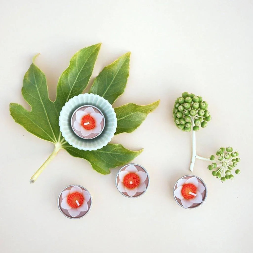 White Daffodil Scented Tea lights Tealights Foxyavenue UK